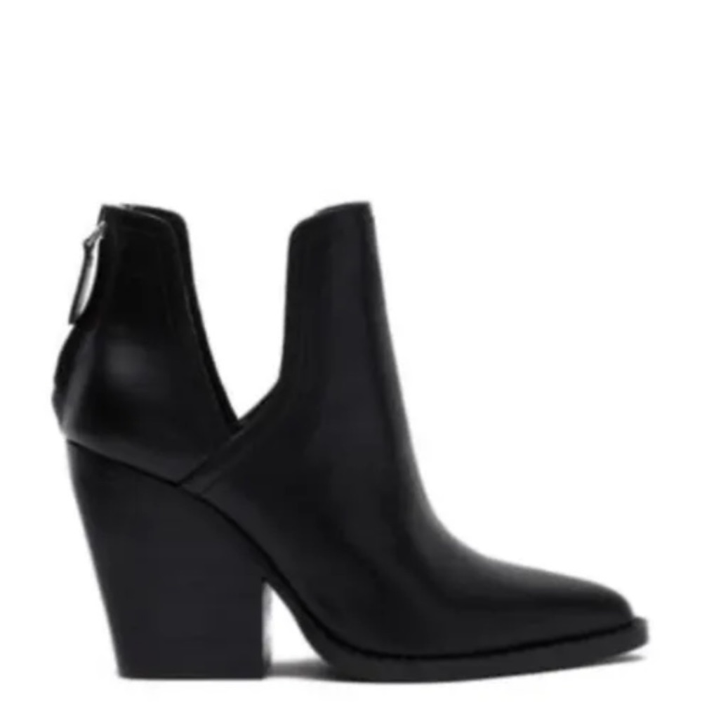 Abound Kayla Black Leather Side Slit Boots Booties Size 8.5M